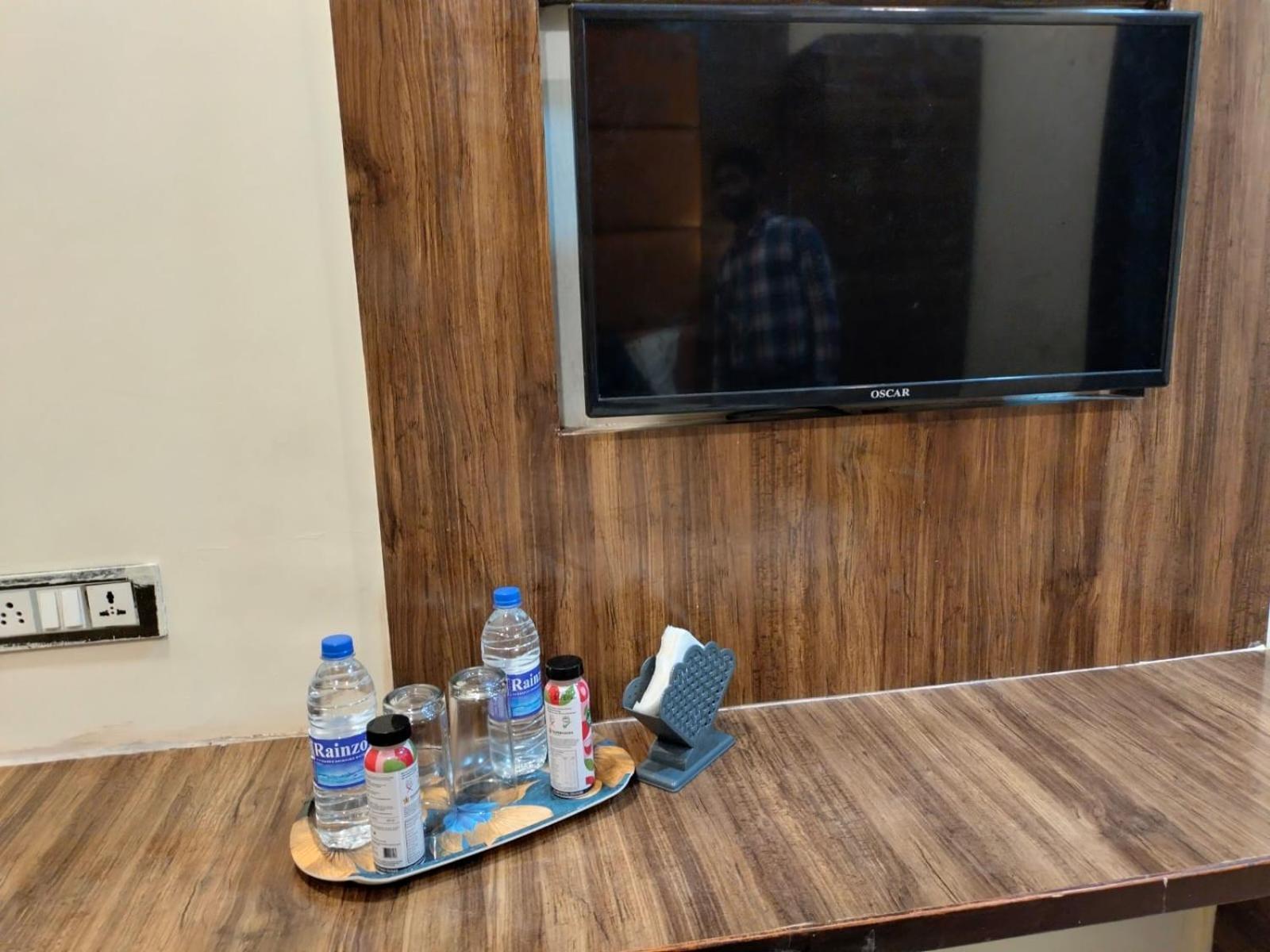 Hotel Blue Wellington - Near Mumbai Airport المظهر الخارجي الصورة