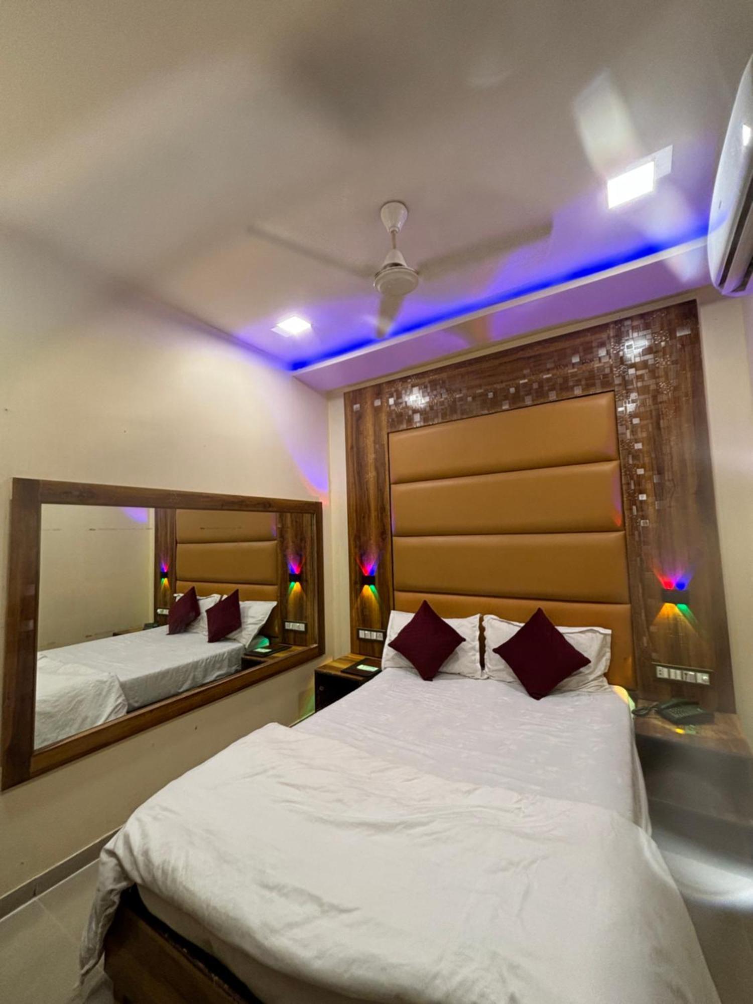 Hotel Blue Wellington - Near Mumbai Airport المظهر الخارجي الصورة