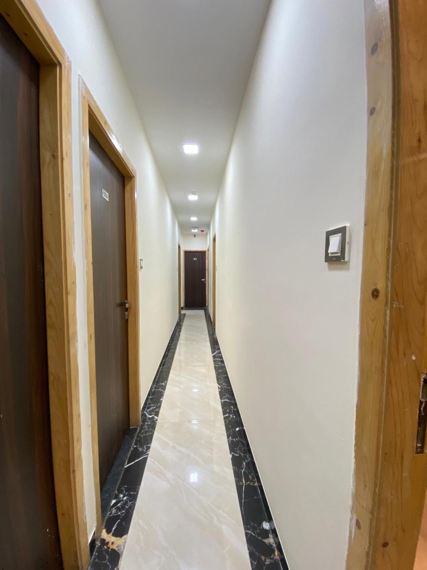 Hotel Blue Wellington - Near Mumbai Airport المظهر الخارجي الصورة